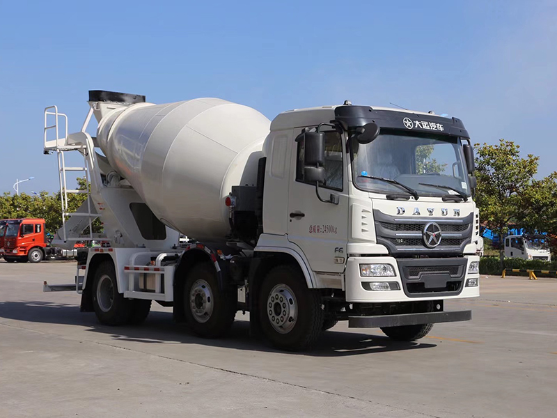 大運(yùn)國(guó)六F6小三軸攪拌車(chē)